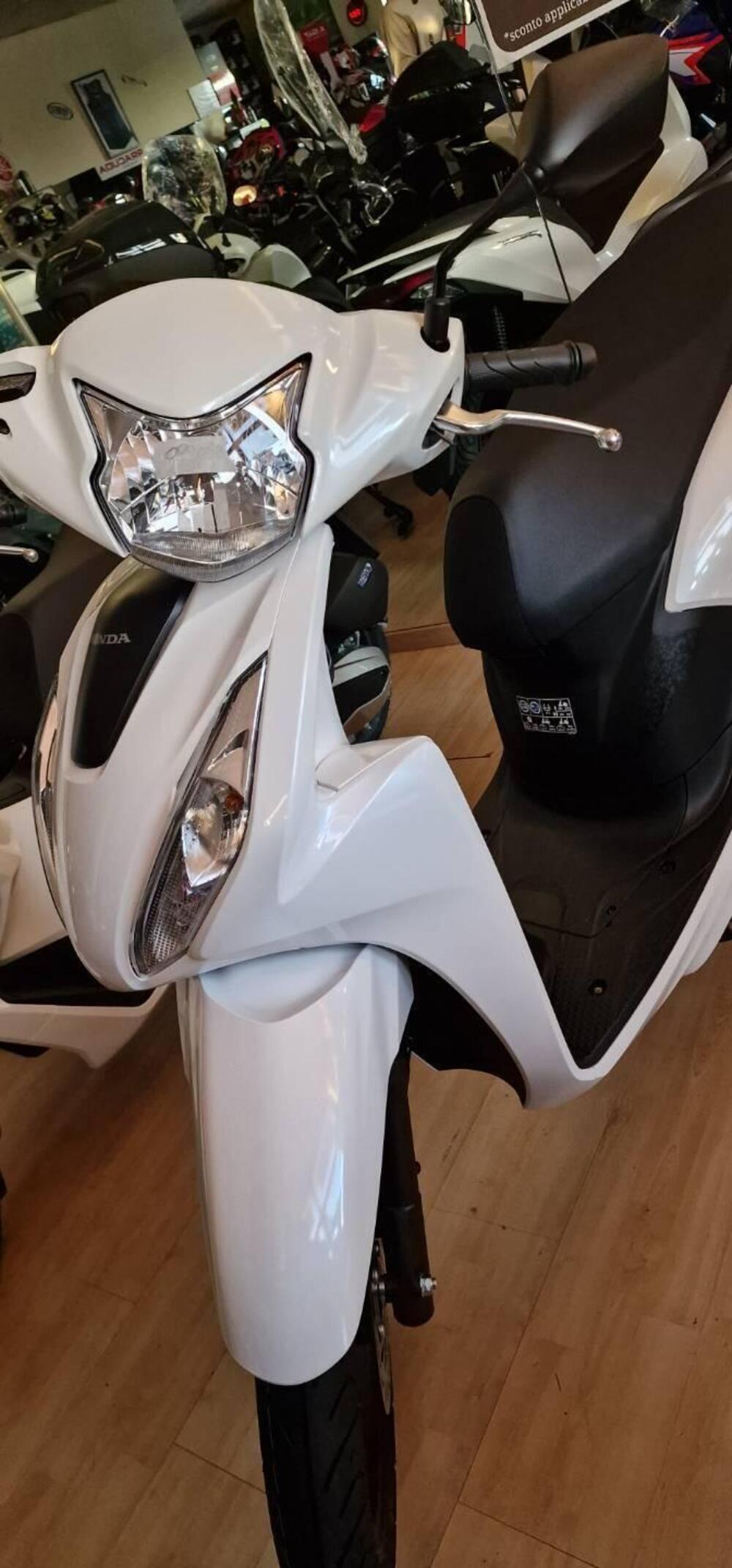 Honda Vision 110 (2025 - 26) (2)