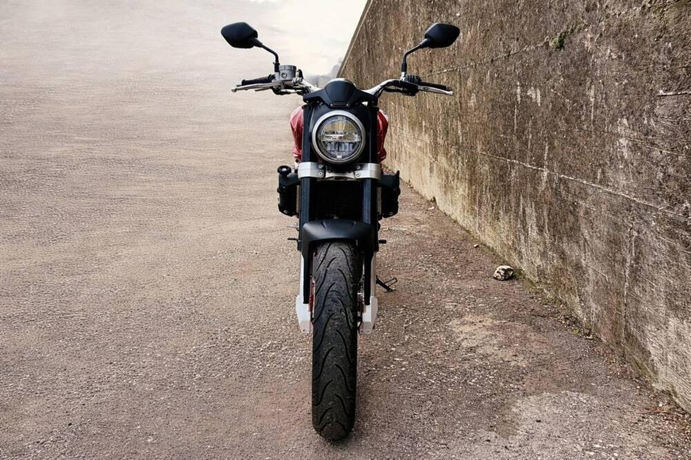 Swm Varez 125 (2022 - 23) (3)