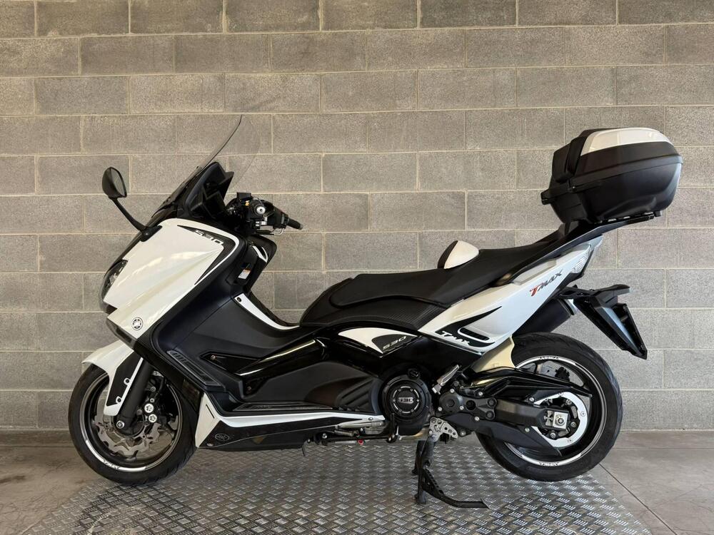 Yamaha T-Max 530 (2012 - 14) (3)