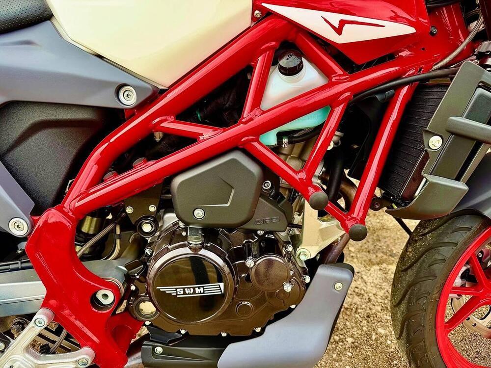 Swm Varez 125 (2022 - 23) (10)