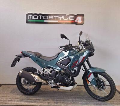 Kawasaki KLE 500 SE (2026) nuova