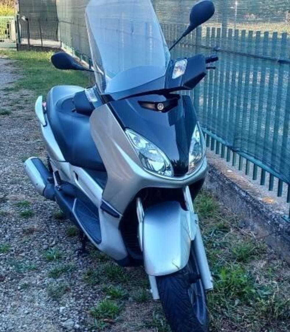 Yamaha X-Max 250 (2005 - 07) (2)