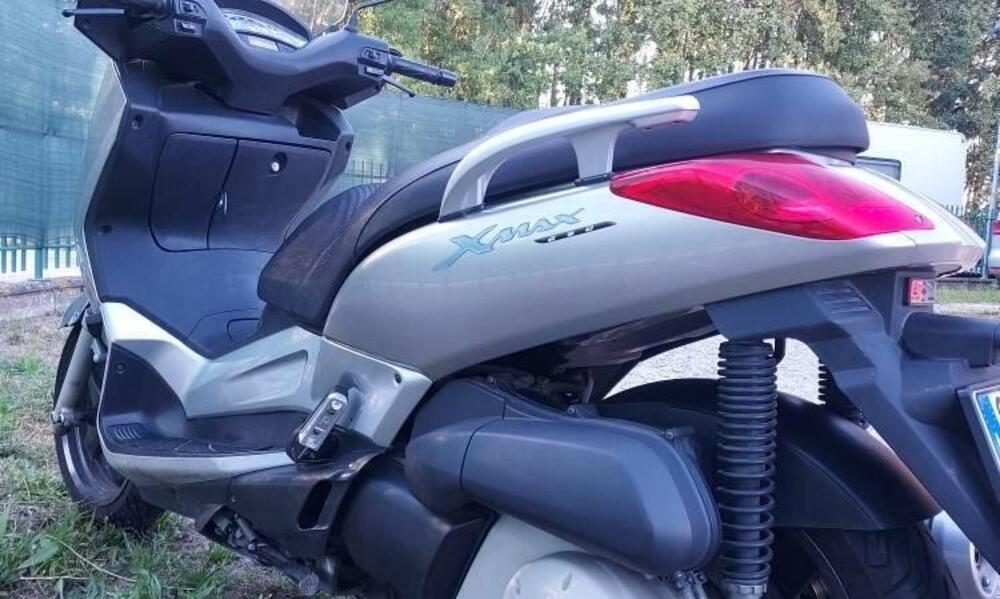 Yamaha X-Max 250 (2005 - 07) (8)