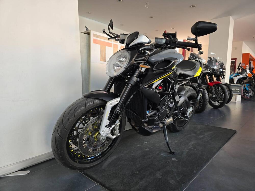 MV Agusta Dragster 800 RR (2021 - 23) (3)