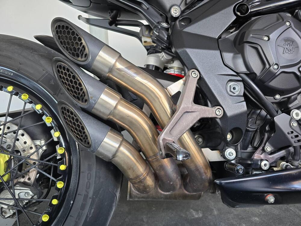 MV Agusta Dragster 800 RR (2021 - 23) (9)