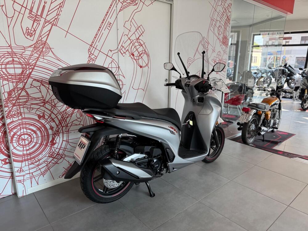 Honda SH 350 Sport (2021 - 24) (3)