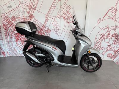 Honda SH 350 Sport (2021 - 24) usata