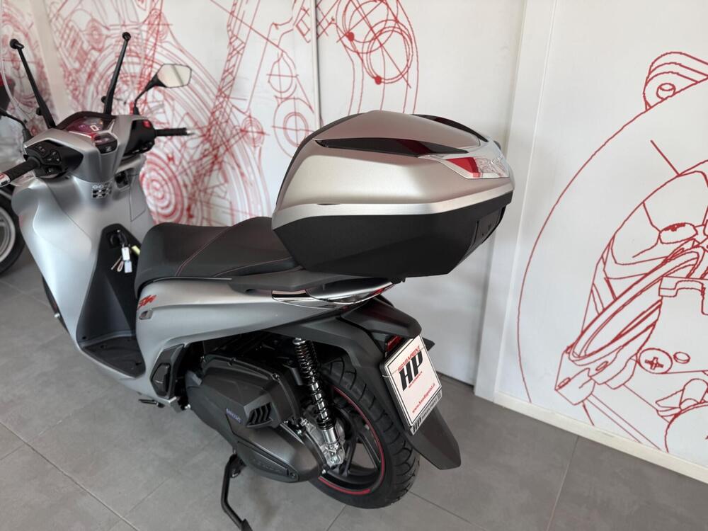 Honda SH 350 Sport (2021 - 24) (16)