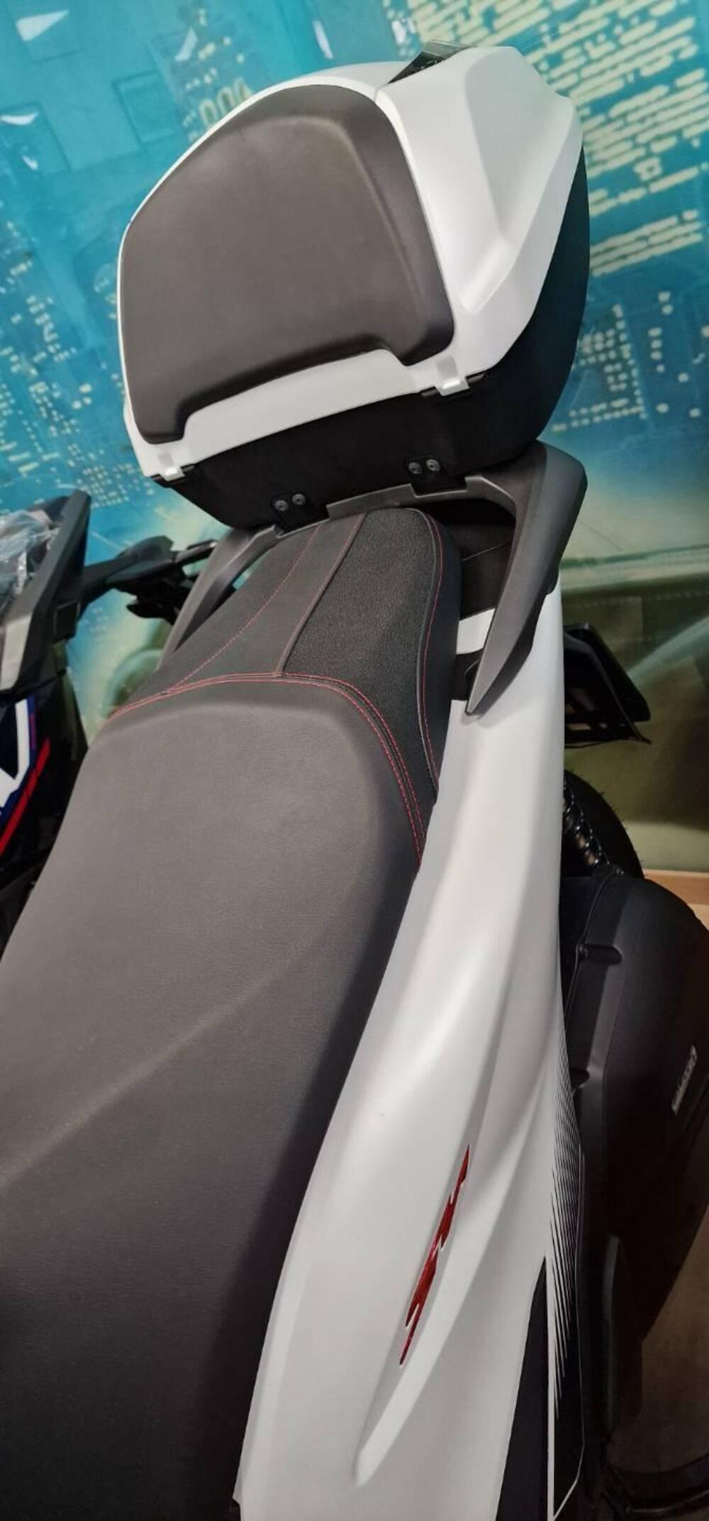 Honda SH 125i Sport (2024 - 25) (5)