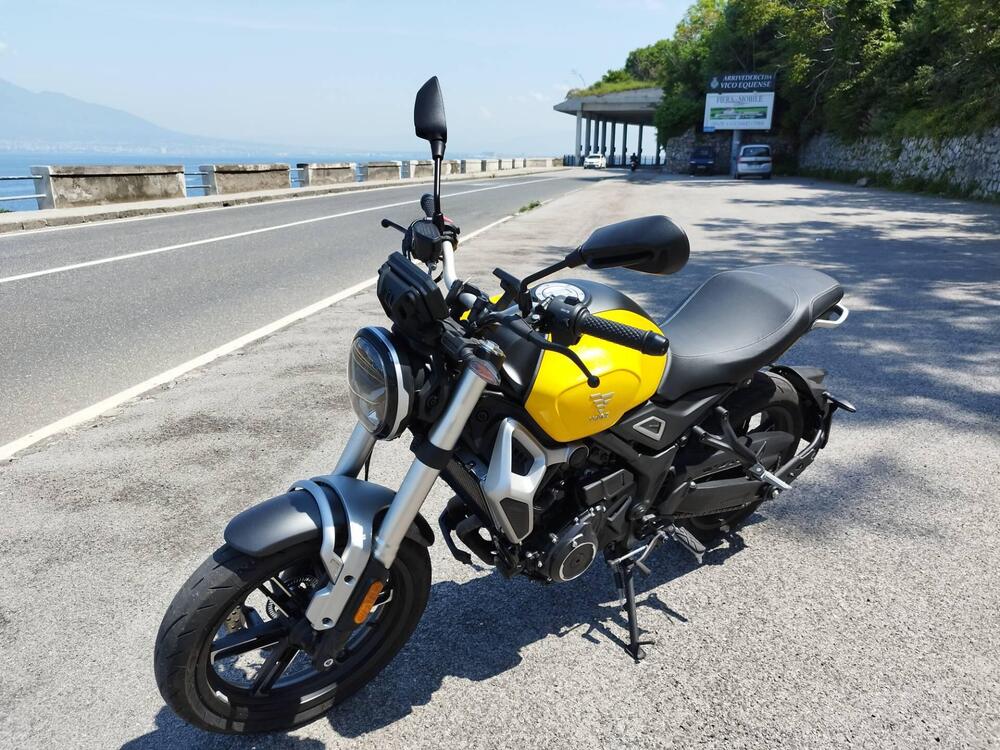 Voge Trofeo 350AC (2022 - 26) (2)