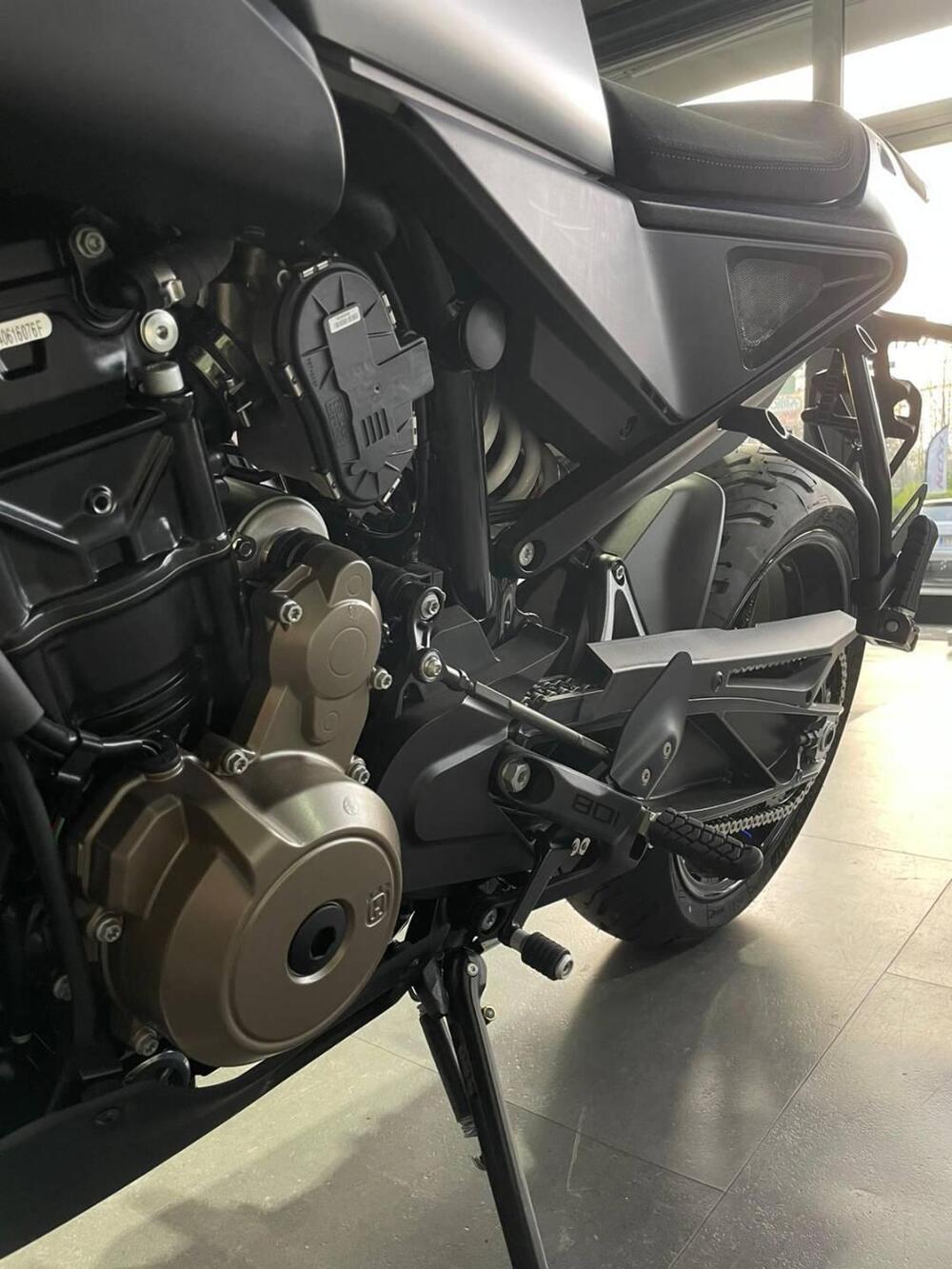 Husqvarna Vitpilen 801 L (2025 - 26) (8)