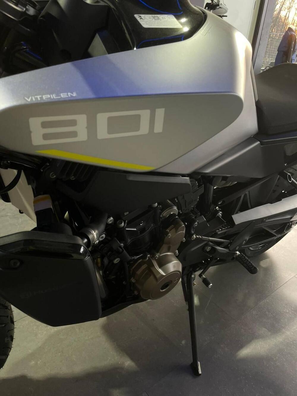 Husqvarna Vitpilen 801 L (2025 - 26) (6)