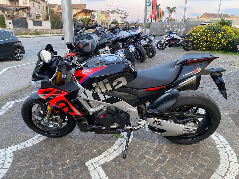 Aprilia Tuono V4 Factory (2021 - 24) (2)
