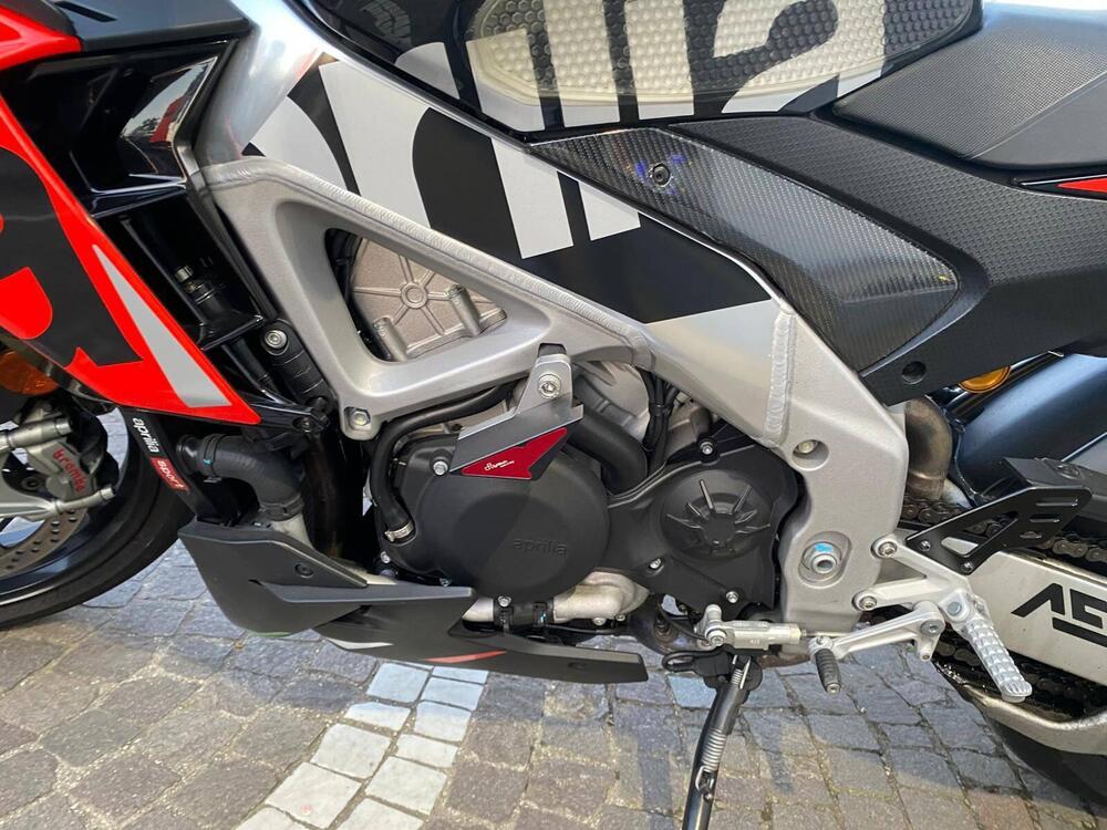 Aprilia Tuono V4 Factory (2021 - 24) (7)