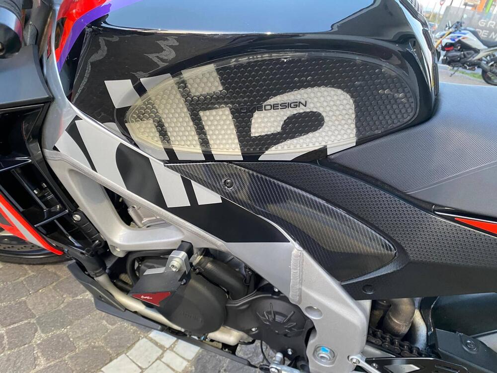 Aprilia Tuono V4 Factory (2021 - 24) (8)