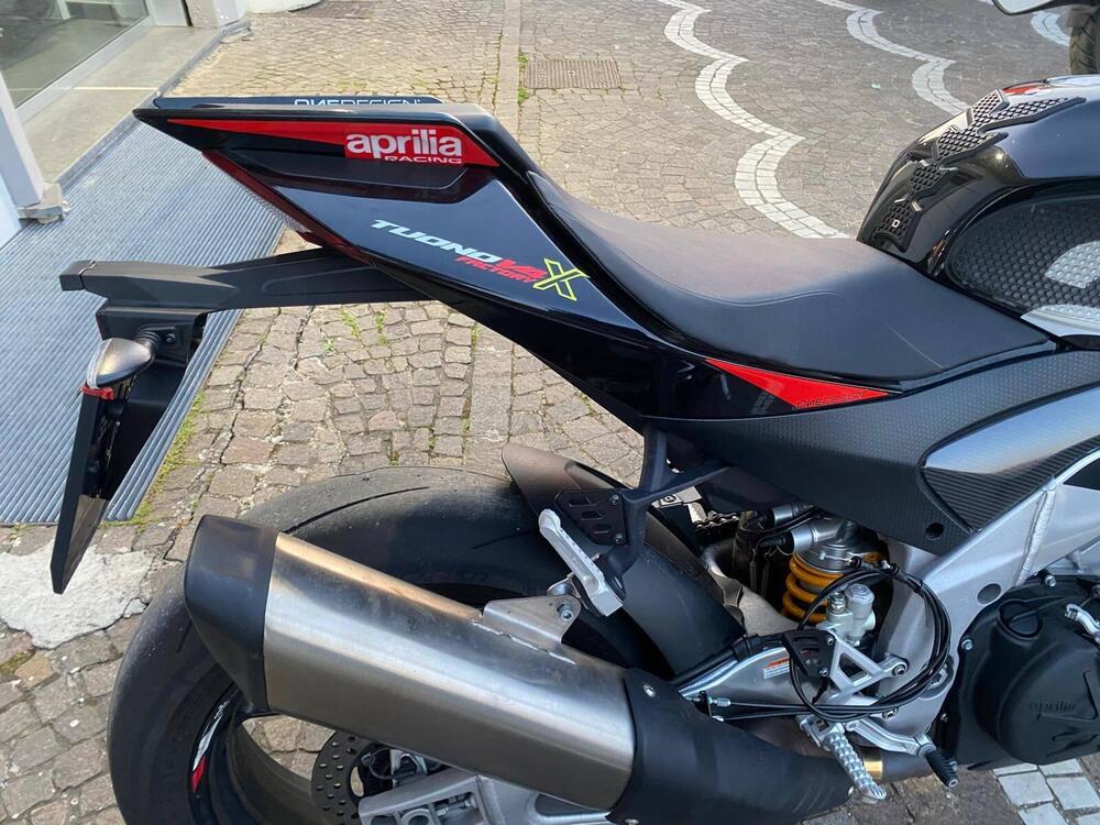 Aprilia Tuono V4 Factory (2021 - 24) (9)