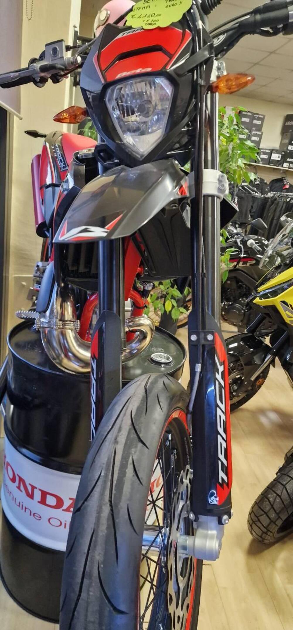 Betamotor RR 50 Motard Track (2021 - 26) (2)