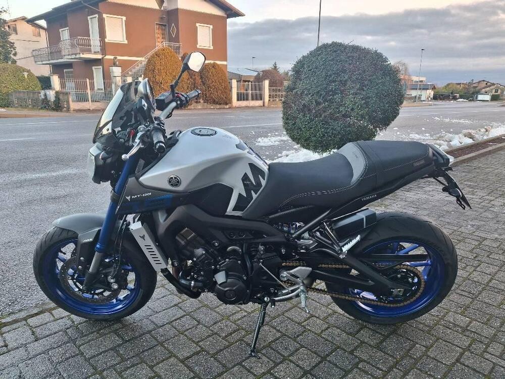 Yamaha MT-09 ABS (2016) (3)