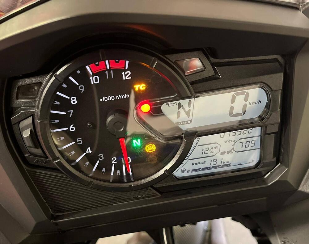 Suzuki V-Strom 650 (2021 - 25) (3)