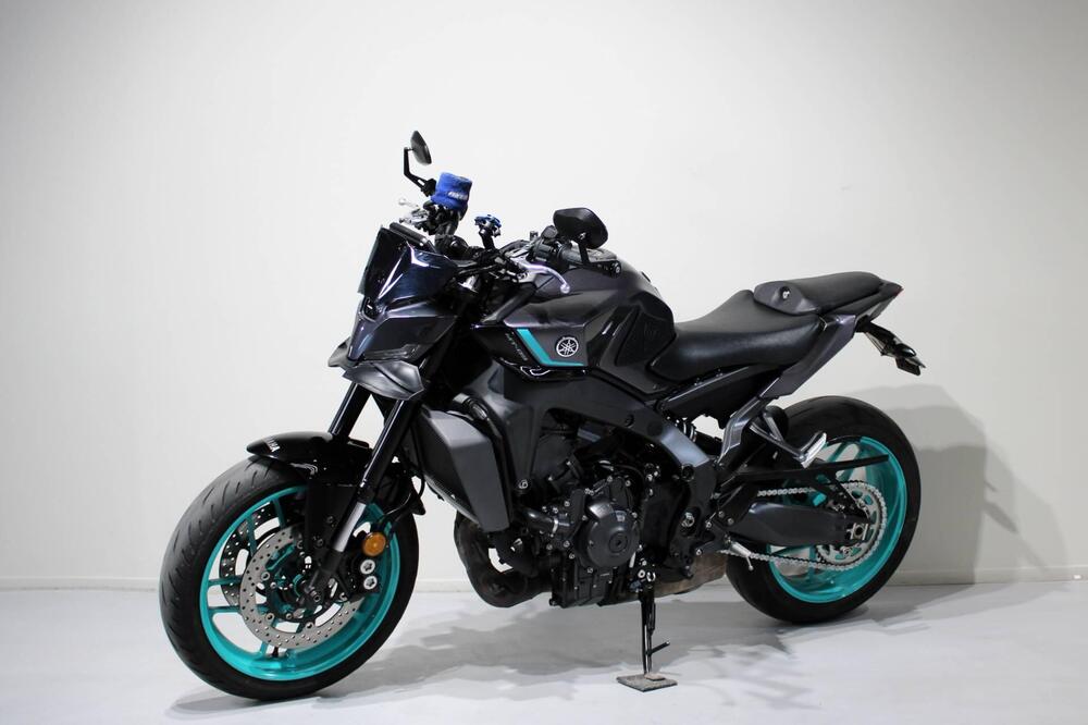 Yamaha MT-09 (2024 - 26) (3)