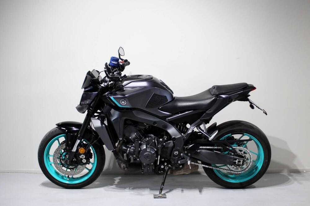 Yamaha MT-09 (2024 - 26) (4)