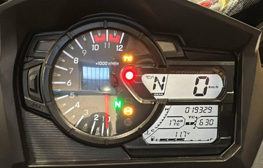 Suzuki V-Strom 650 (2021 - 25) (6)