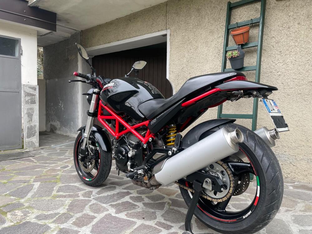 Ducati Monster 695 (2006 - 08) (3)