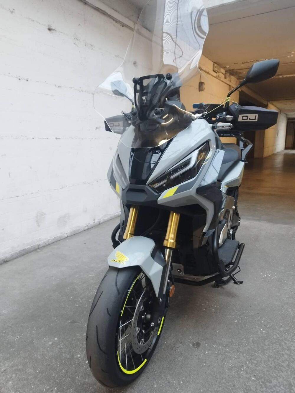 Honda X-ADV 750 DCT (2021 - 24) (2)