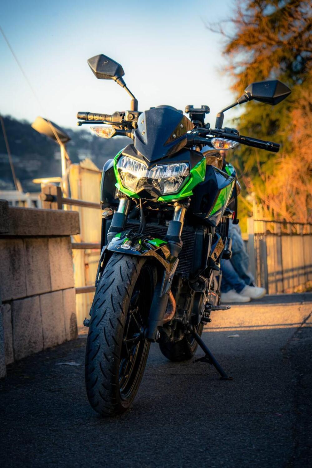 Kawasaki Z 400 (2023) (4)