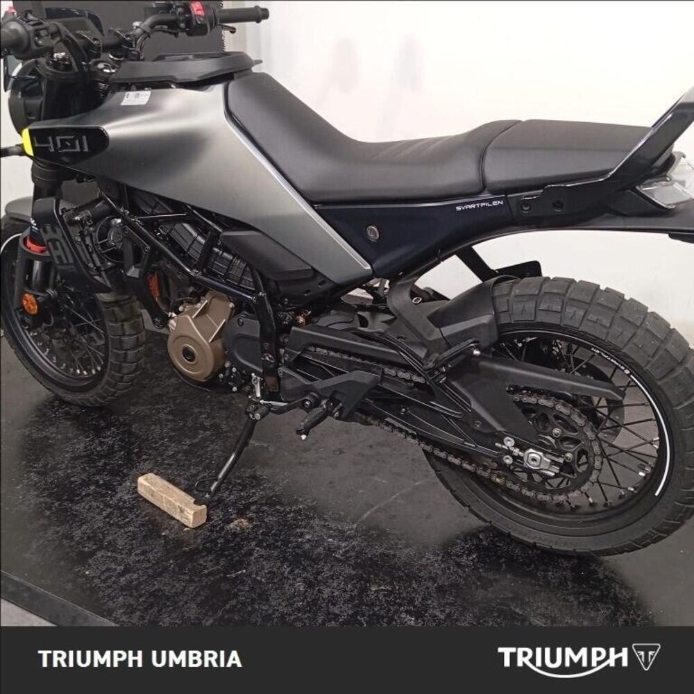 Husqvarna Svartpilen 401 (2024 - 26) (6)