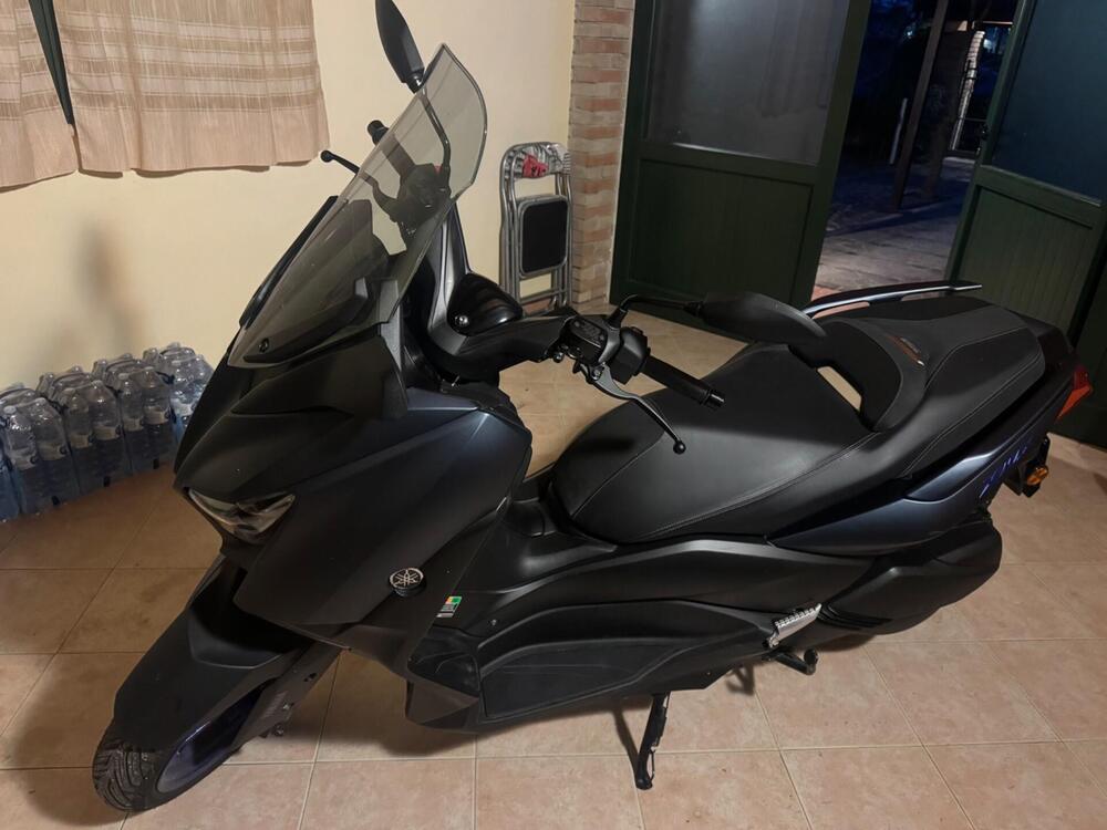 Yamaha X-Max 300 (2021 - 24) (4)