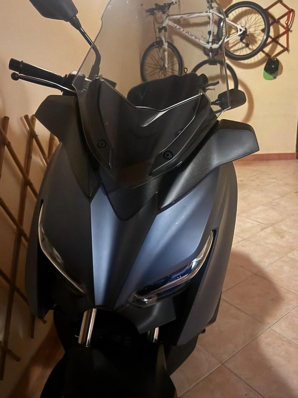 Yamaha X-Max 300 (2021 - 24) (6)