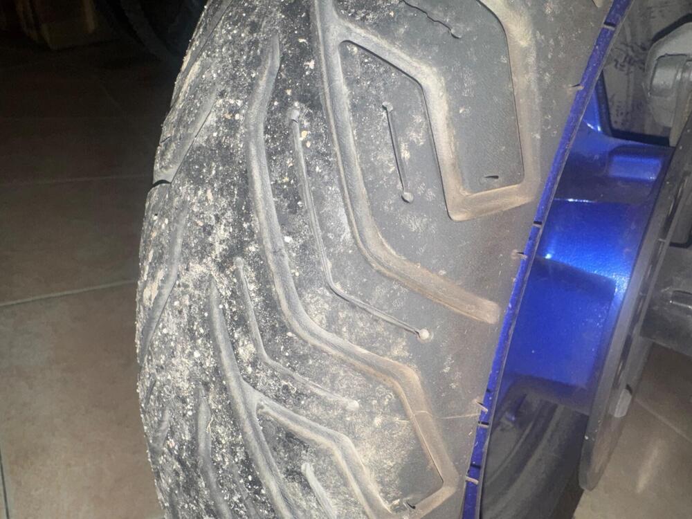 Yamaha X-Max 300 (2021 - 24) (7)