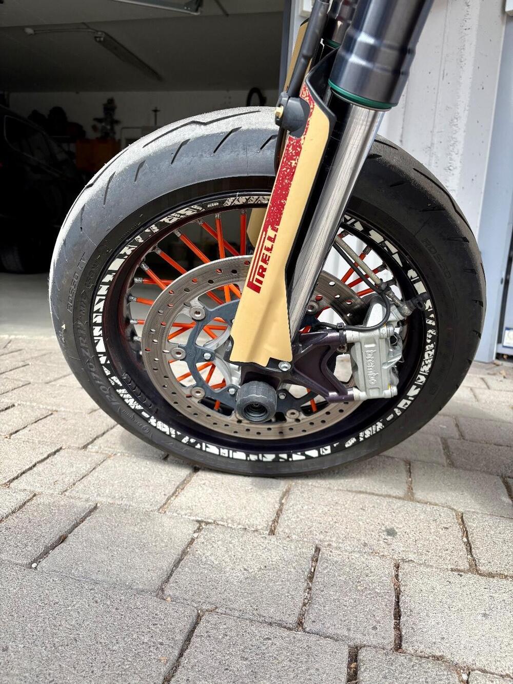 KTM 690 SMC (2008- 11) (11)