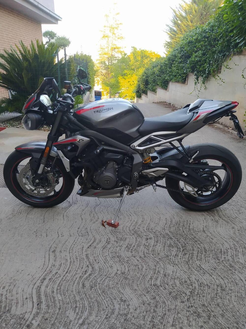 Triumph Street Triple RS (2020 - 22) (3)