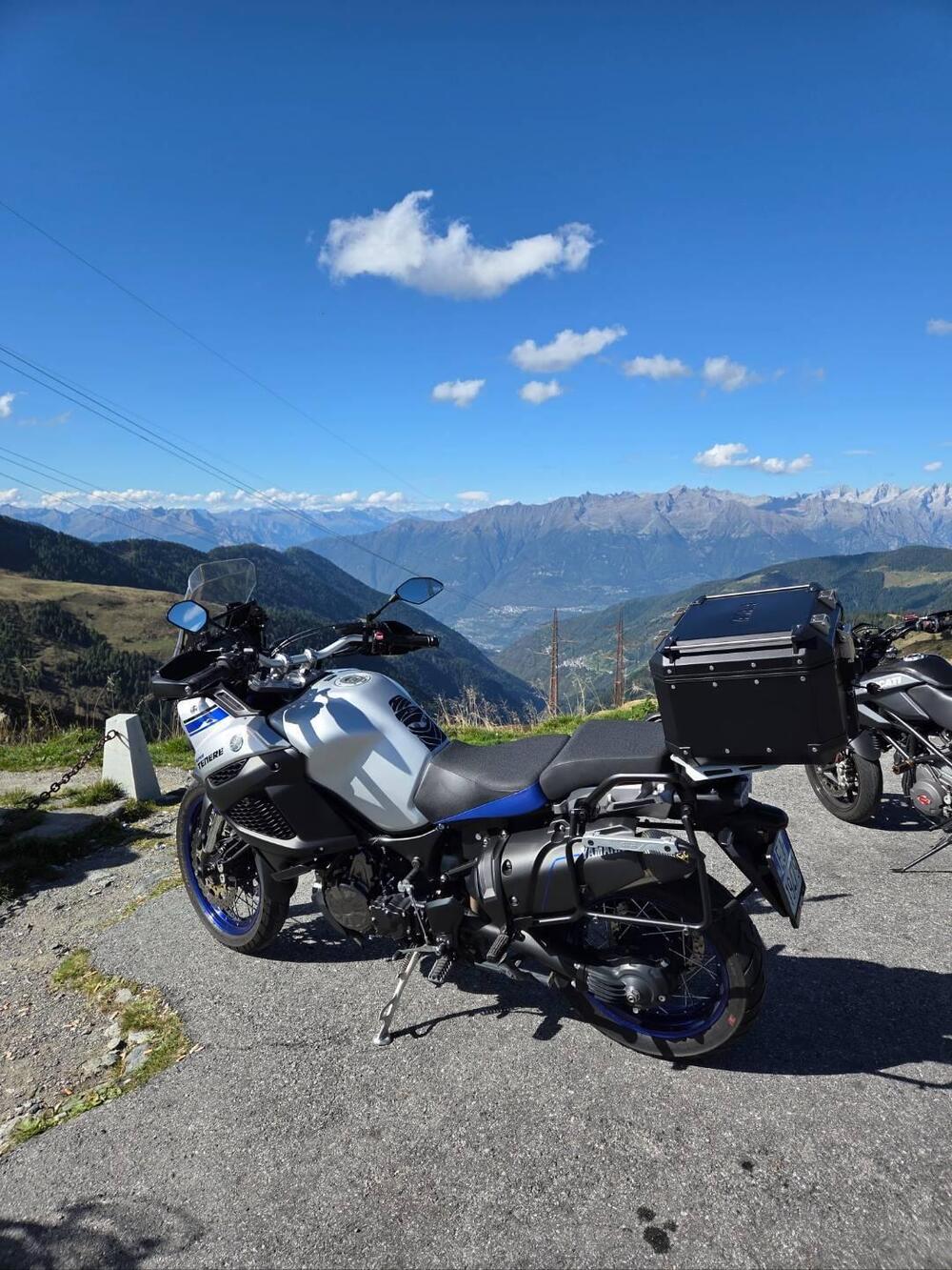 Yamaha XT1200ZE Super Ténéré (2015 - 16) (2)