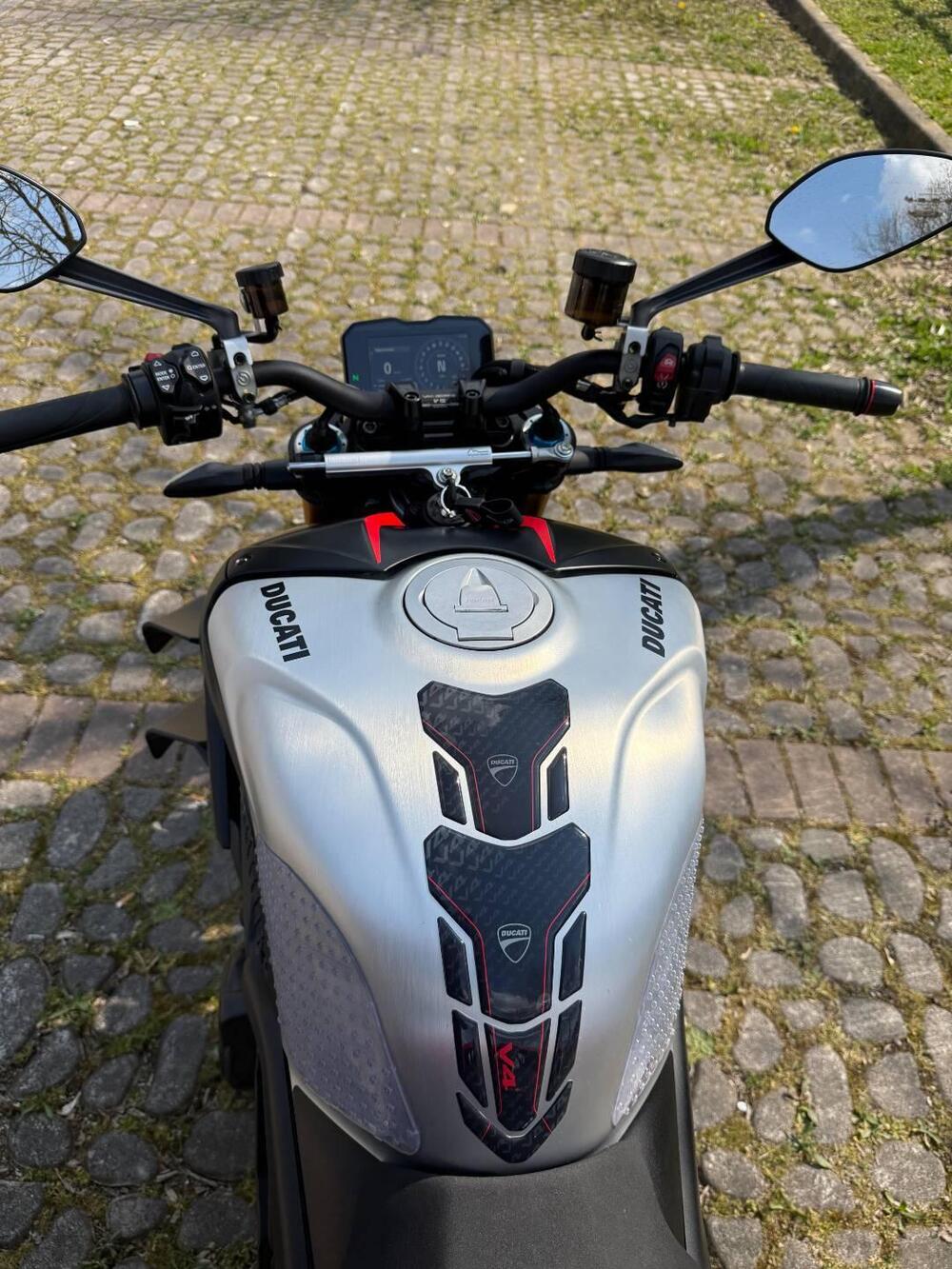 Ducati Streetfighter V4 SP2 (2023 - 24) (14)