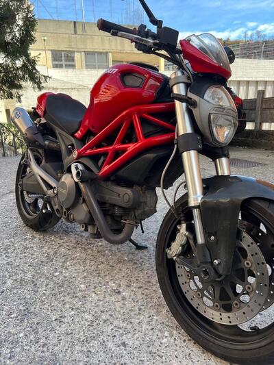 Ducati Monster 696 (2008 - 13) usata