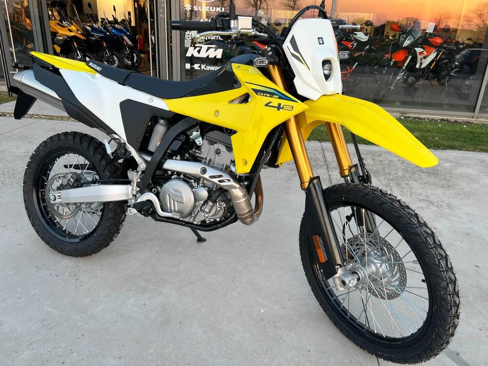 Suzuki DR-Z4S (2025 - 26) (3)