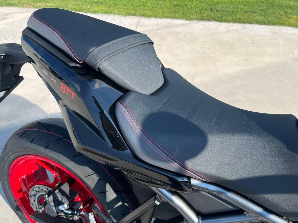 Suzuki GSX-8TT (2025 - 26) (6)