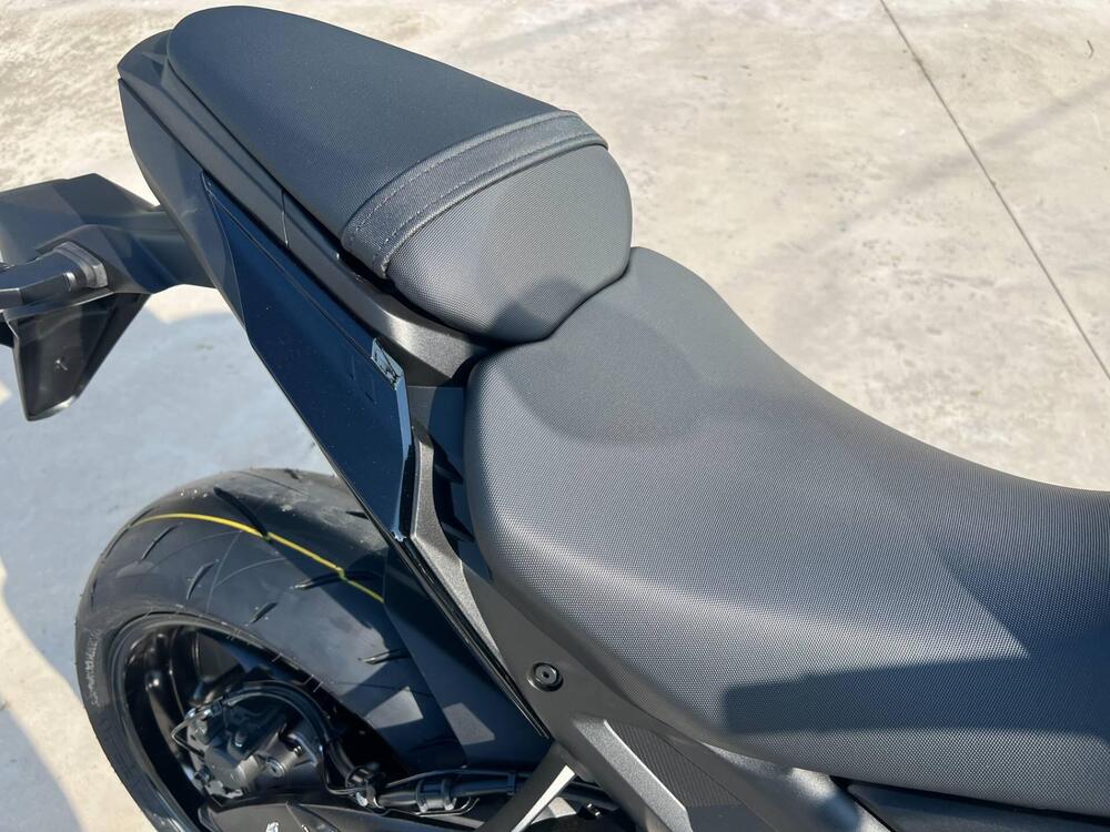 Suzuki GSX-S1000 EVO (2025 - 26) (4)