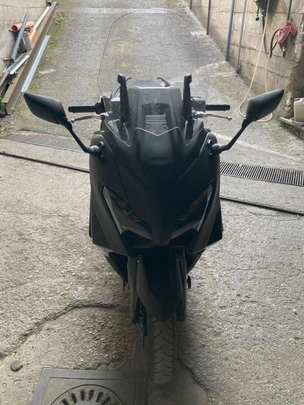 Yamaha T-Max 560 Tech Max (2025 - 26)