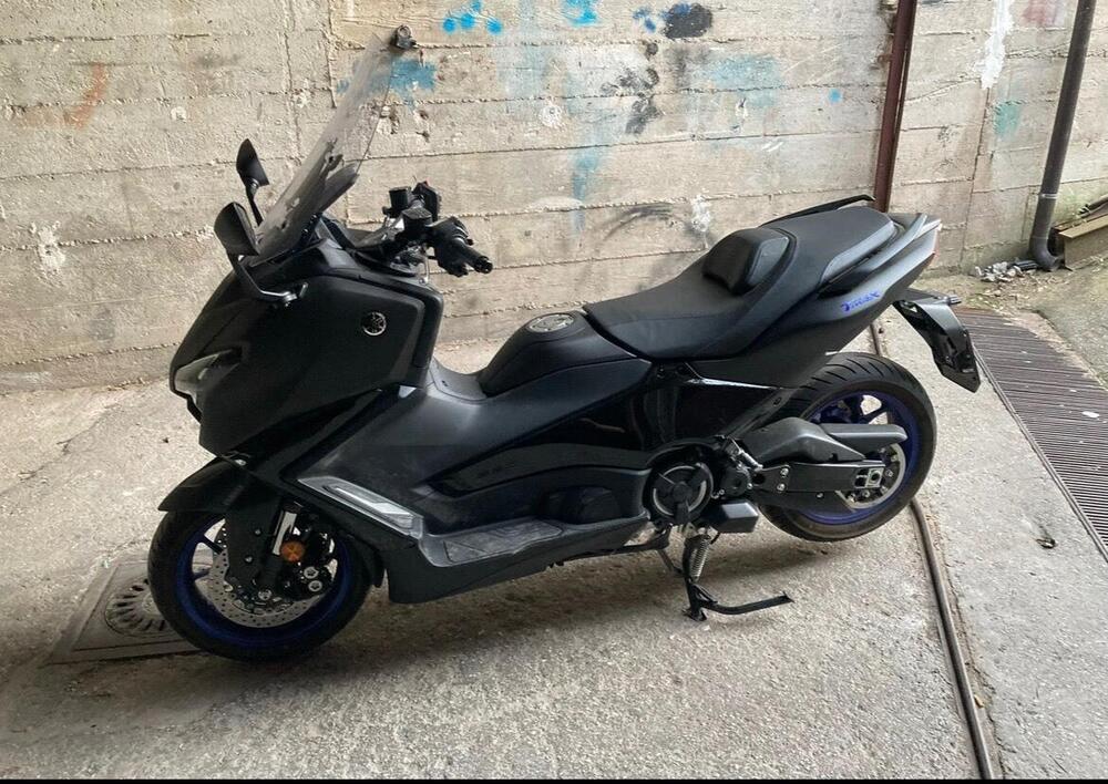 Yamaha T-Max 560 Tech Max (2025 - 26) (3)