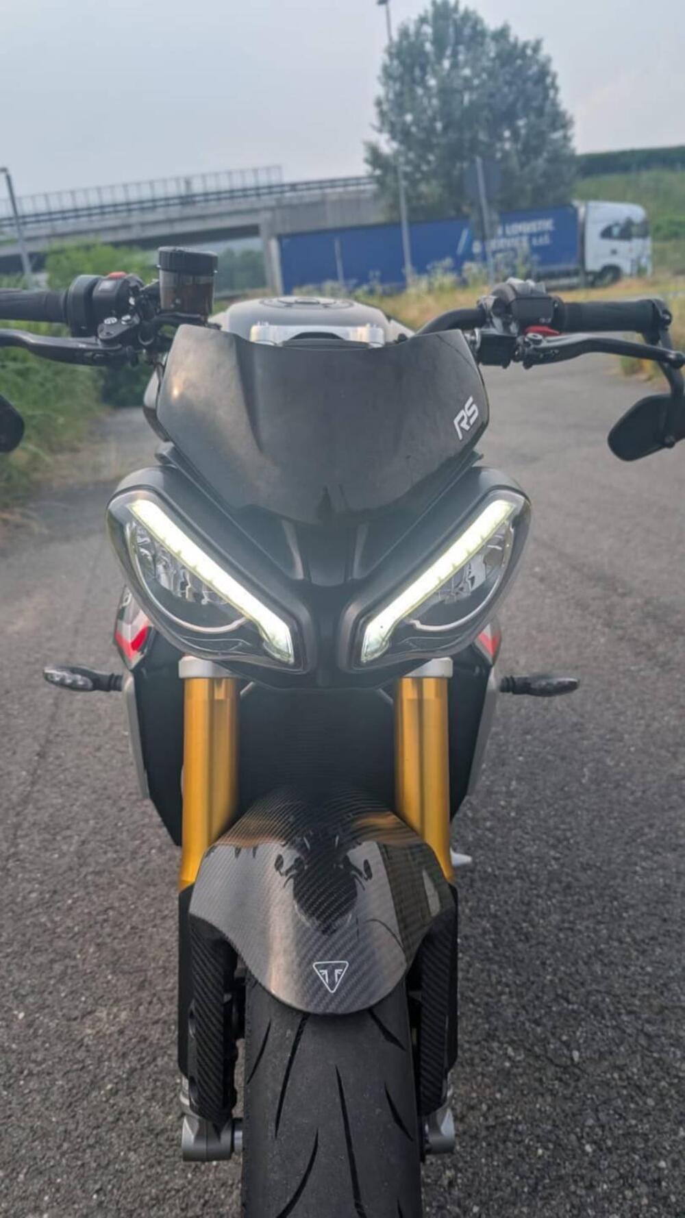 Triumph Speed Triple 1200 RS (2021 - 24) (2)