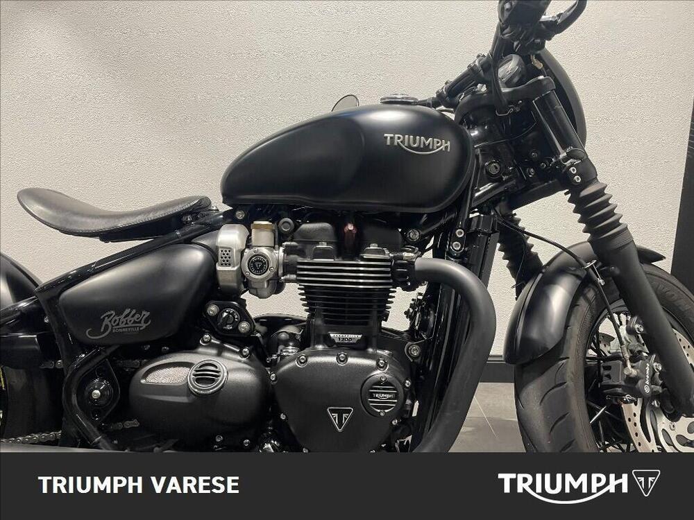 Triumph Bonneville Bobber Black 1200 (2018 - 20) (4)