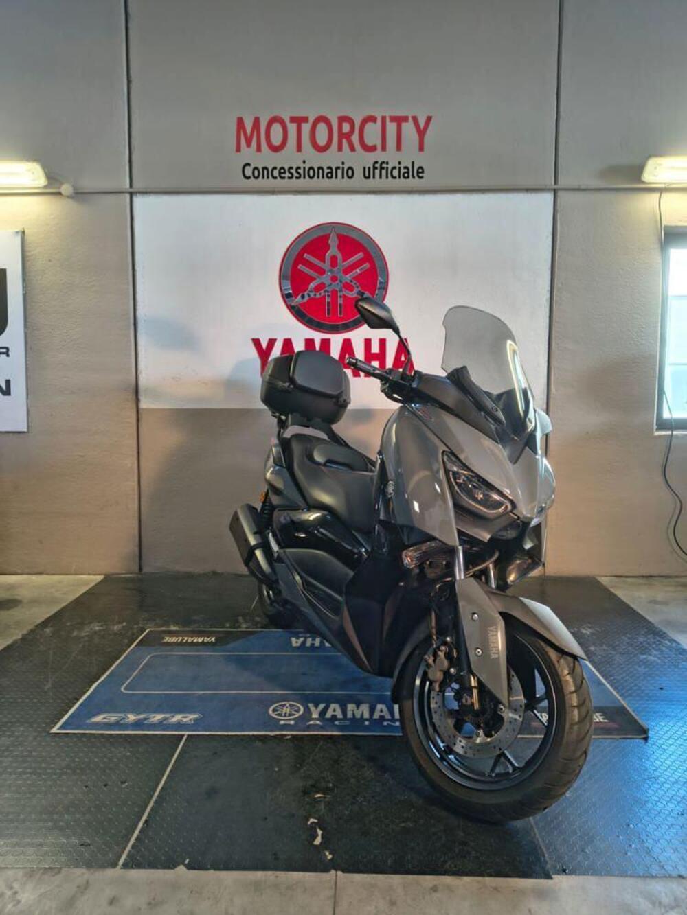 Yamaha X-Max 300 Tech Max (2021 - 24) (2)