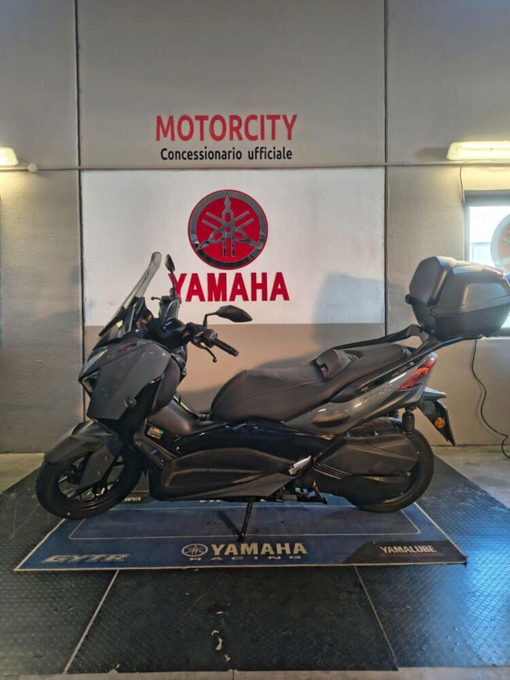Yamaha X-Max 300 Tech Max (2021 - 24) (4)