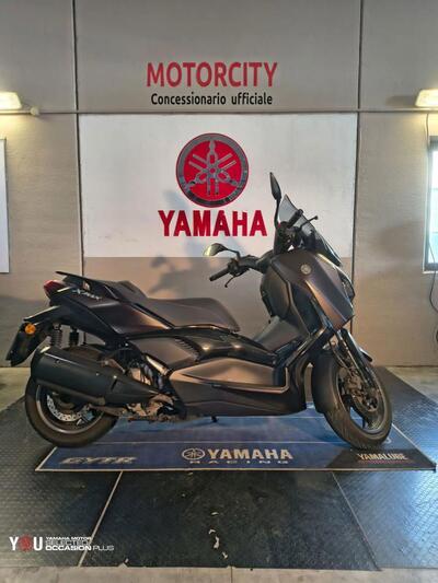 Yamaha X-Max 300 Tech Max (2021 - 24) usata