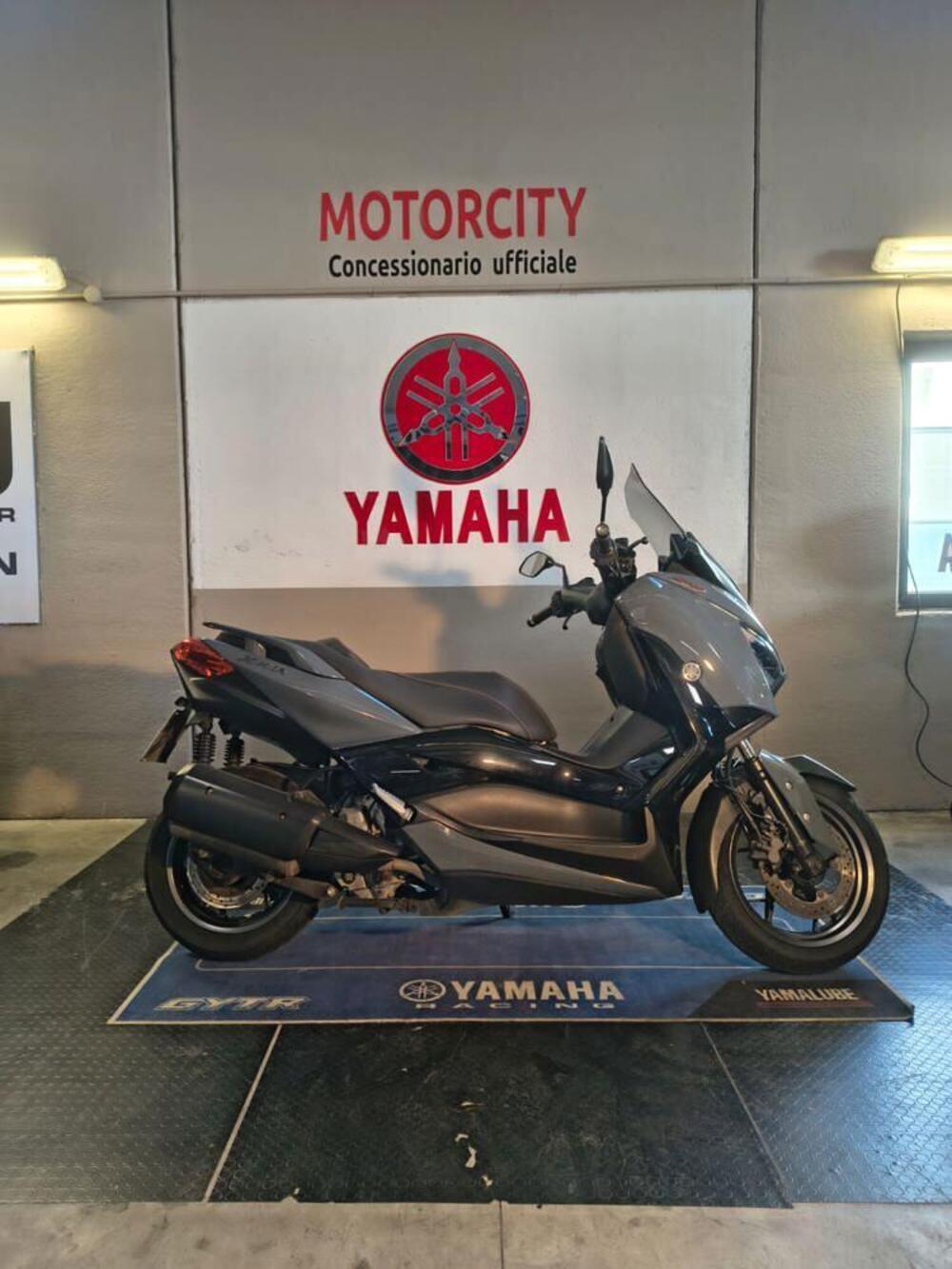 Yamaha X-Max 300 Tech Max (2021 - 24)