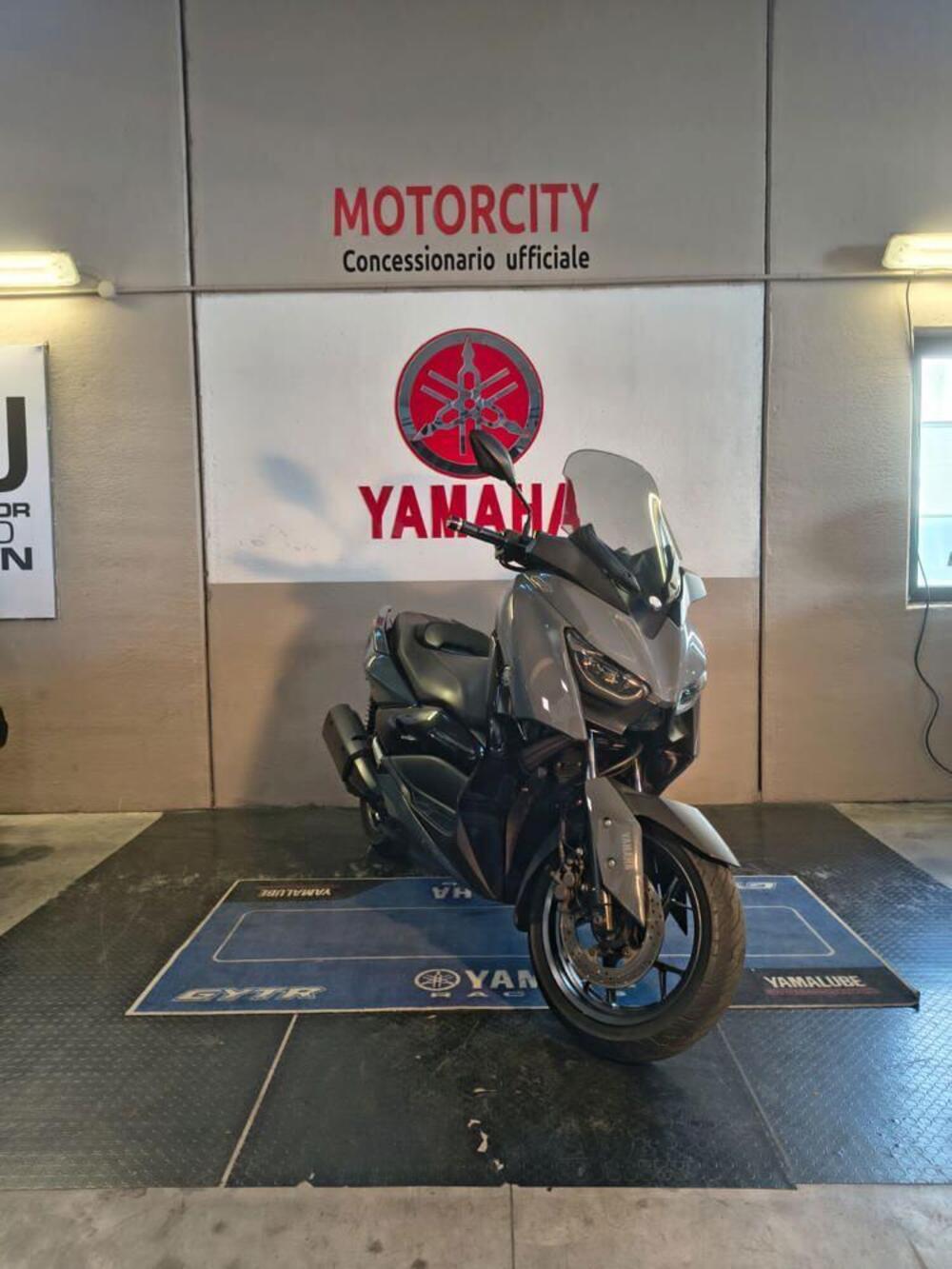 Yamaha X-Max 300 Tech Max (2021 - 24) (2)